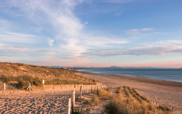 Résidence Hôtelière les Acanthes