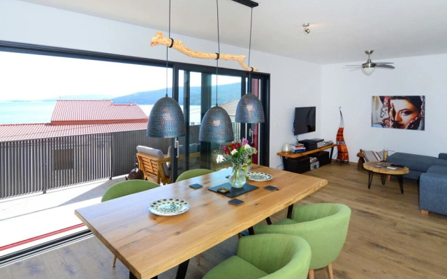 Viva-by the Sea-by the Pool Seget Vranjica