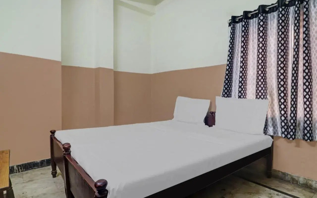 Spot On 804524 Sri Sai Lohith Lodge