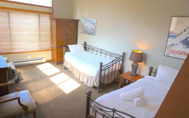 Sb202 5 Bedroom Condo