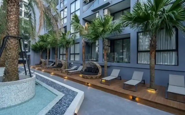 Nicest Condo in City gate Kamala  c118