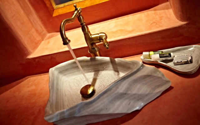 Voreina Gallery Suites
