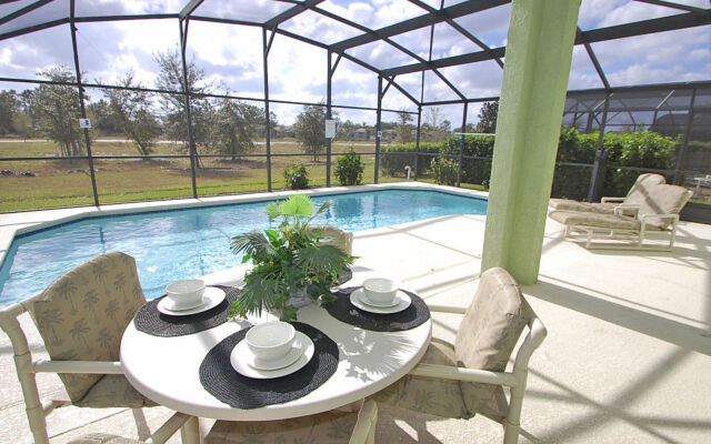 Zueriq Villa Dreams