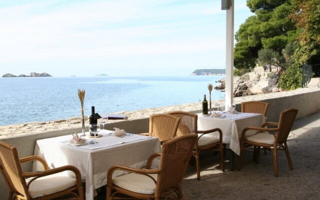 Boutique & Beach Hotel Villa Wolff