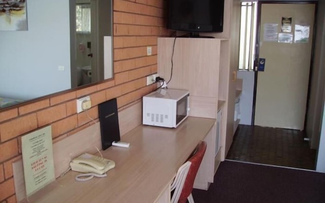 Centabrook Motor Inn