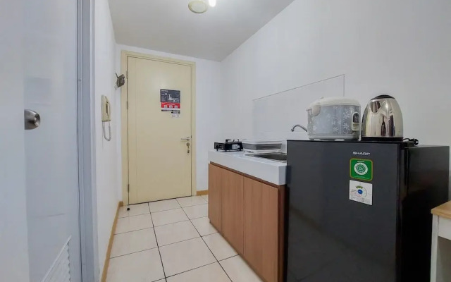 Homey And Elegant Studio Apartment M-Town Residence