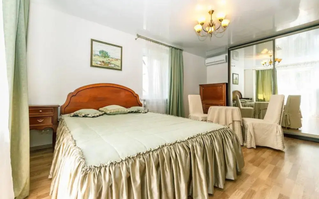 Lesi Ukrainki 5/18 Apartment