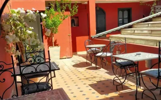 Riad étoile ocre
