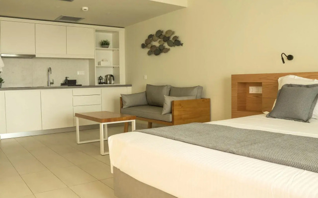 Kyma Suites - Adults only