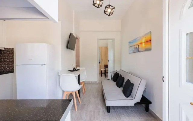 Seaview Serenity - Beachside Getaway