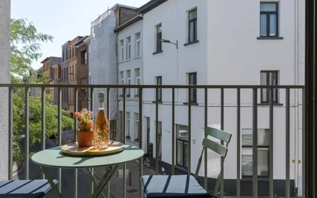 Comfortable Studio With Terrace in Antwerp