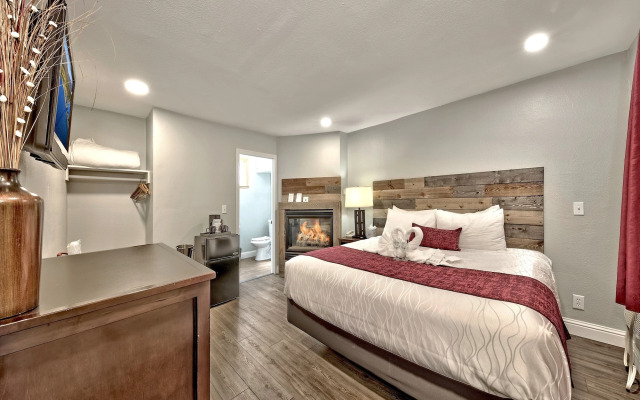 Secrets Inn Lake Tahoe