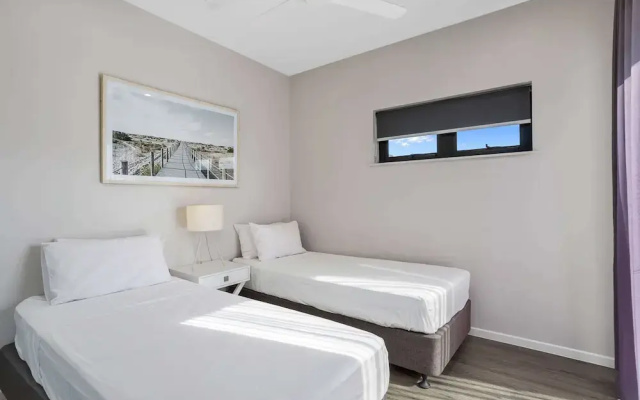 Cairns North 4-bed With Outdoor Dining & Pool