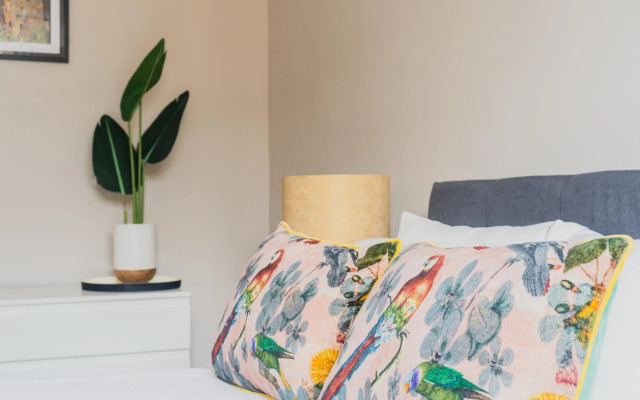 2-bedroom Apartment in Baker Street