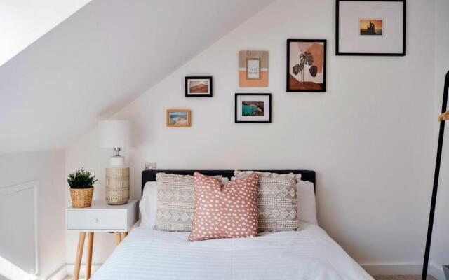 Tolcarne Stay - Luxury Newquay Apartment