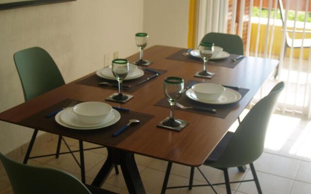 Beachfront Apartment Your Home in Cozumel