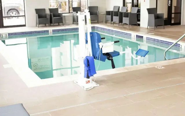 Hampton Inn & Suites Dundee