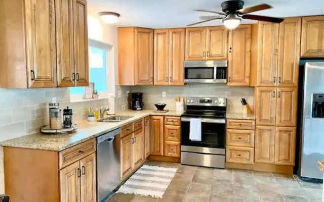 Cozy 4-Bedroom Beachside Home