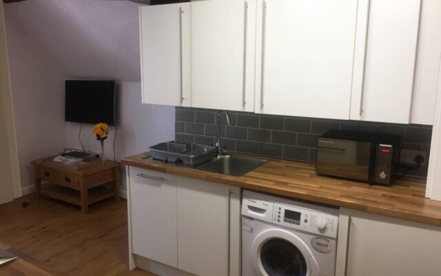 Modern 1 Bedroom Apartment in Central Bristol