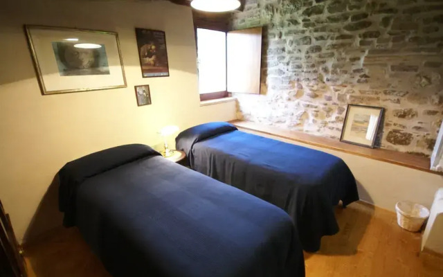 Belvilla by OYO Spacious Villa in Treia With Pool