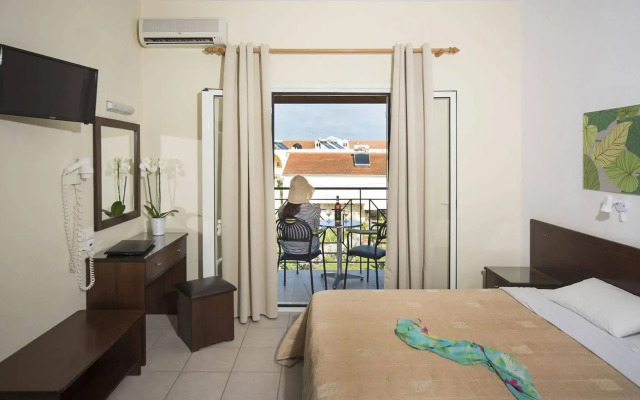 Metaxa Apartments