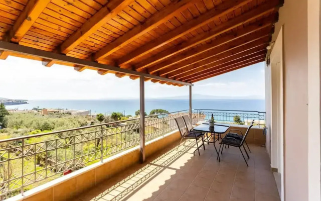 Verga Beachside Getaway With Panoramic Seaviews
