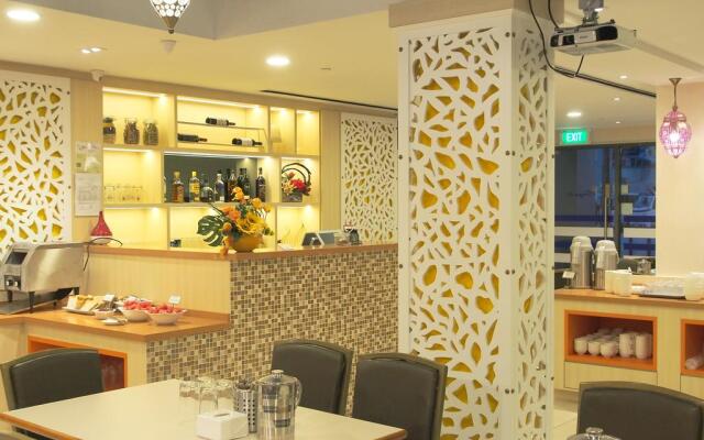 Aqueen Heritage Hotel Little India (SG Clean - Staycation Approved)