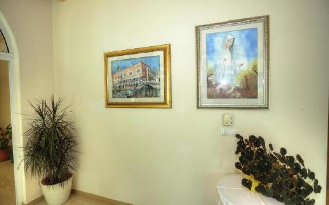 Hotel Leonardo