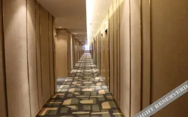 Unitour Hotel (Nanning Jiuquwan Hot Spring)