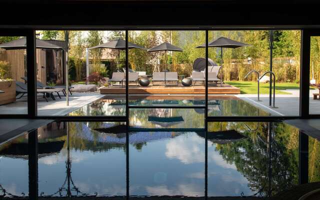 Best Western Premier Le Chapitre Hotel & Spa