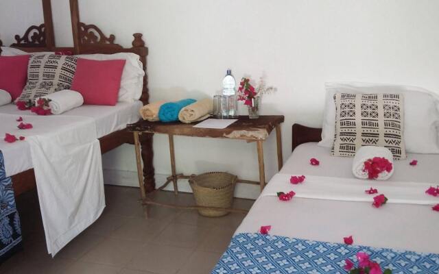 Bliss Beach Lodge
