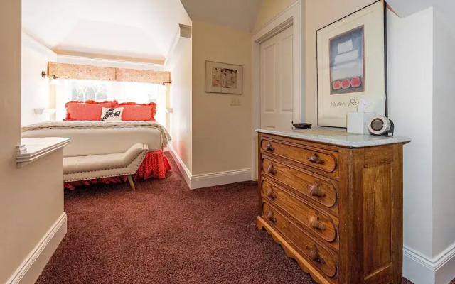 Bass Cottage & Ullikana