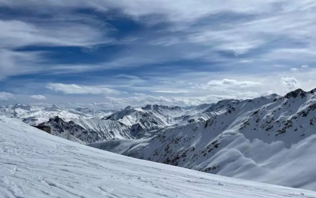 Apartment in Doucy With Mountain Views