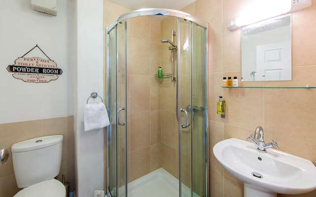 Woodside Guest House