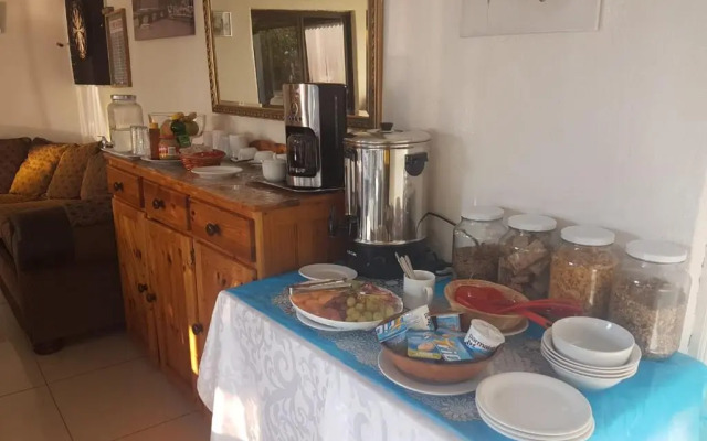 Aliwal Villa Guest Lodge