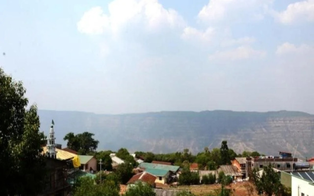 The Mountain Pearl Resort by Treebo Hotels