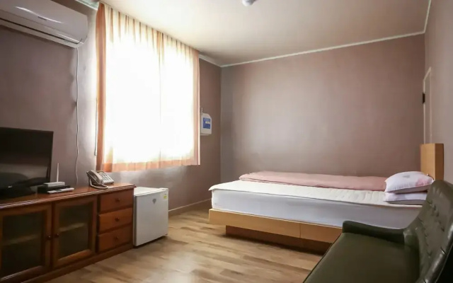 Donghae Royal Motel