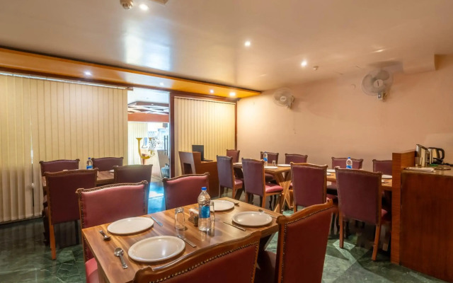 Uddhav Vilas Hotel