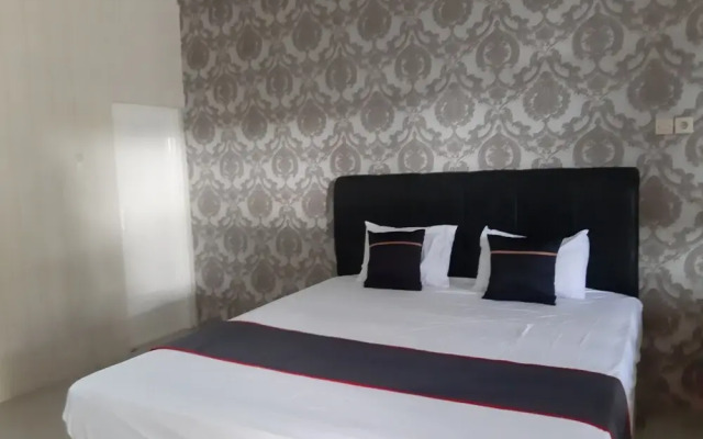 Collection O 92868 Nusantara Hotel