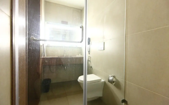 OYO 8108 Adore Residency