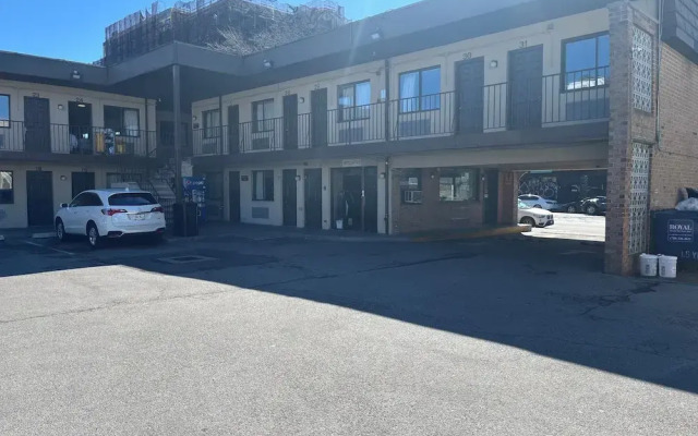 Metro Motel