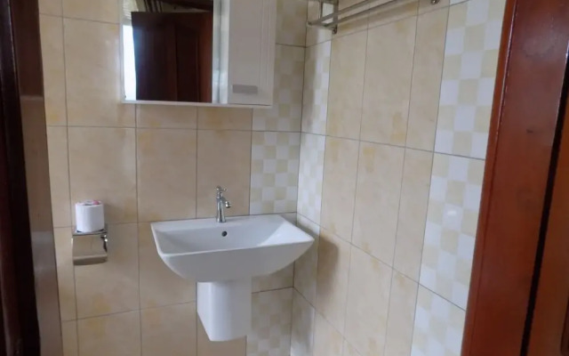 Peak Hotel