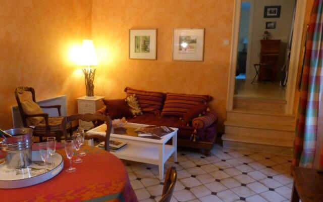 Gite Fouchères, 3 pièces, 4 personnes - FR-1-543-92