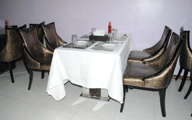 Majan Guest House