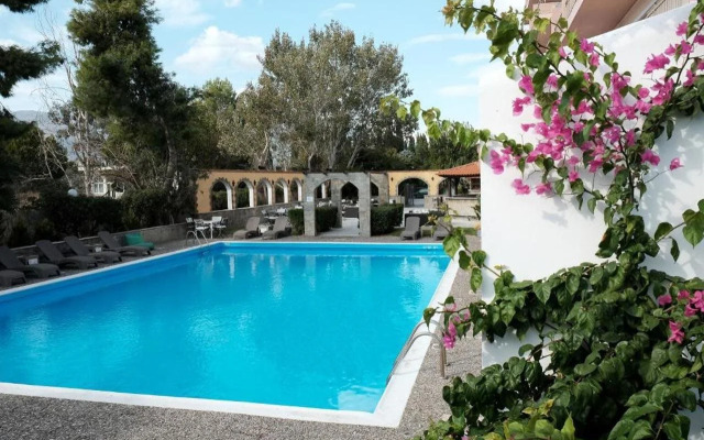 Stefania Beach Resort