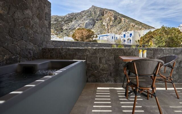 Mountain and Sea Suites