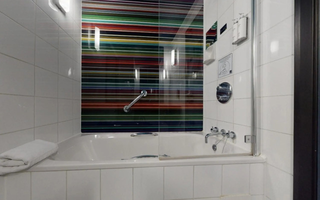 Village Hotel Swindon