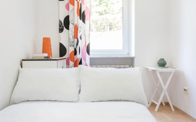 Spacious 2bdr Apartment on Tkalciceva Street