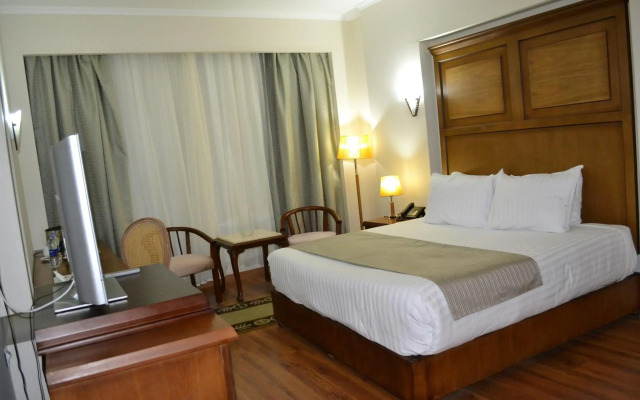 Cleopatra Hotel