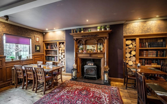 Bears Paw Inn